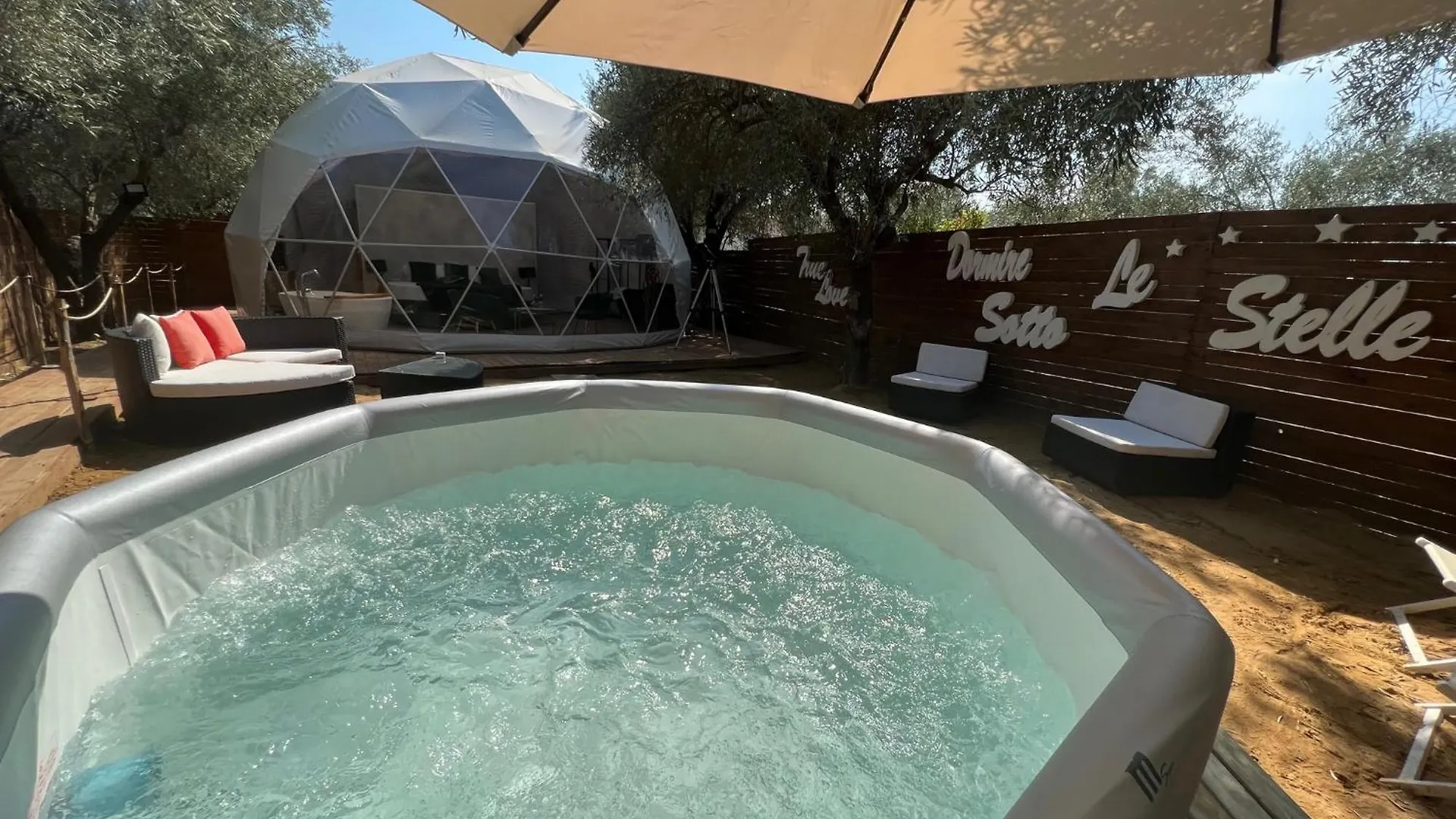 Hotel Bubble Glamping Sicily Aeroporto di Catania Fontana Rossa